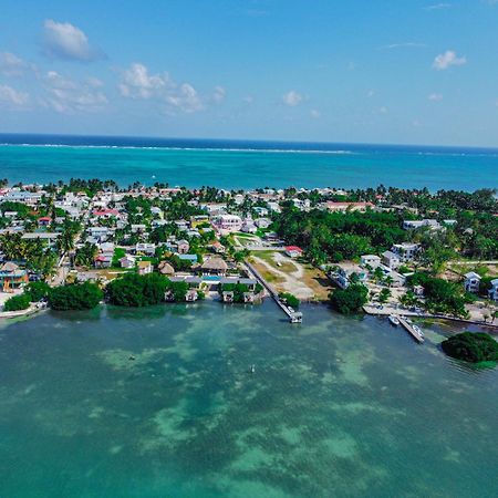 Hidden Treasure Vacation Home Blue Bay Cottage Caye Caulker Esterno foto