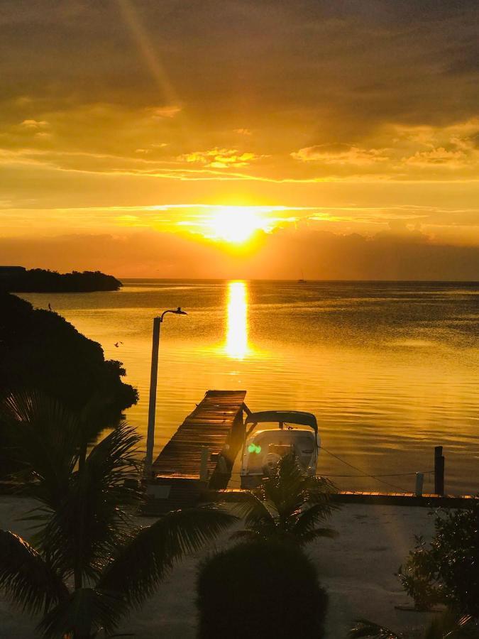 Hidden Treasure Vacation Home Blue Bay Cottage Caye Caulker Esterno foto